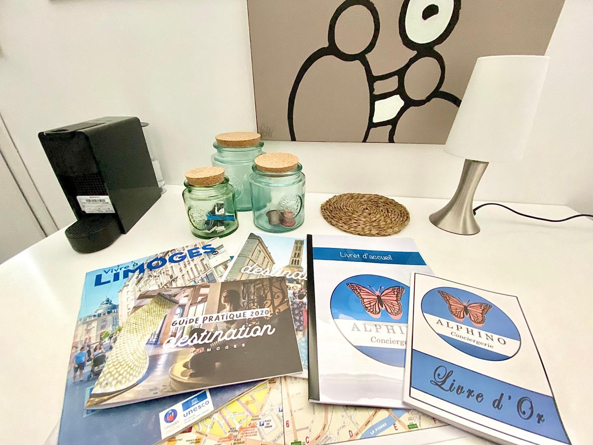 L'Adrien Studio Tout Confort Avec Terrasse リモージュ エクステリア 写真